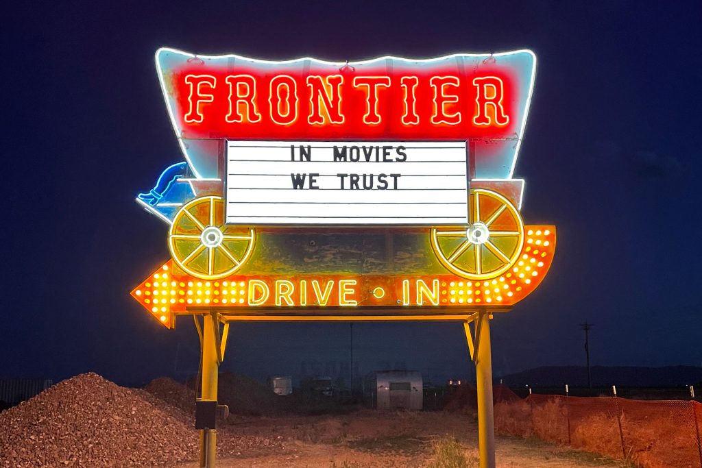 Frontier_About_NeonSign_2-1024x683